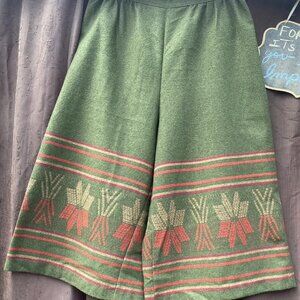 Vintage 70s Junior Bazaar Simpson Sears Gauchos | Green Wide Leg Pants